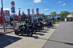 Vor der Abfahrt durchs Weserbergland in Wunstorf