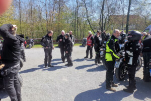 Auf dem Bike-Parkplatz der "Kurve"