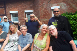 Gute Stimmung beim Konzert, Brigitte, Petra, Heike, Günther, Imke, Heinz und Frank