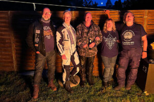 Frank, Kerstin, Micha, Petra und Michael (v.l.) ahben die Meerbiker bei den Sunseekern vertreten. Frank, Kerstin, Micha, Petra und Michael (v.l.) ahben die Meerbiker bei den Sunseekern vertreten.