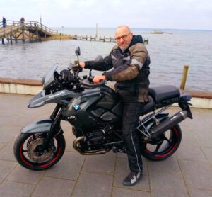 Michael R. mit seiner BMW